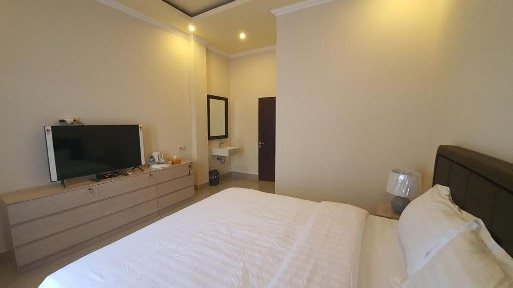 Grand Puri Hotel Batununggul Dış mekan fotoğraf
