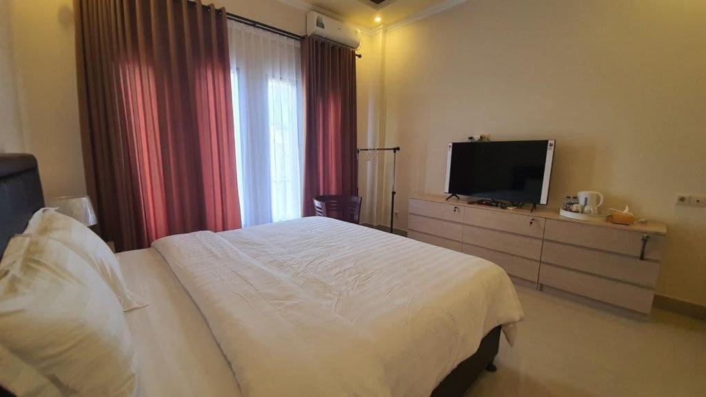 Grand Puri Hotel Batununggul Dış mekan fotoğraf